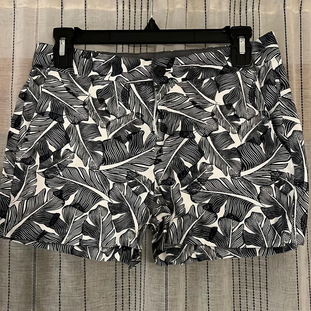 Banana Republic High Waisted Shorts, size: 0